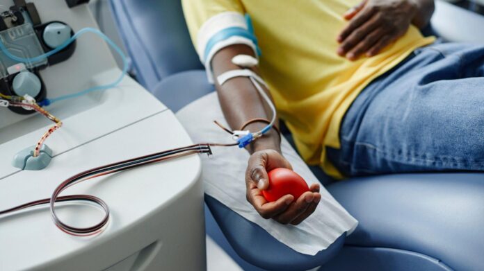 Australia lifts plasma donation ban for gay, bisexual men in world first - BBC