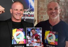 Australia's first openly gay footy star Ian Roberts drops devastating health bombshell as he reveals he has in - Daily Mail