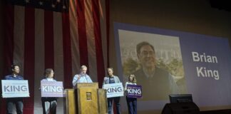 Democrats lash out as Legislature bans school clubs that support gay teens - The Texas Tribune