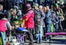 Edmonton LGBTQ gym targeted in 'malicious' online campaign closes down - CBC