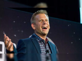 John Brenkus, founder and host of ESPN's 'Sports Science' show, dies - Yahoo Sports