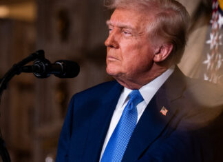 Lawyers and advocacy groups advise members of the LGBTQ+ community to take precautions under Trump’s executive order – CNN Lawyers and advocacy groups advise members of the LGBTQ+ community to take precautions under Trump’s executive order - CNN
