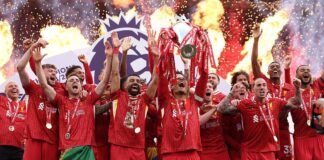 Premier League TV viewing figures drop on Sky and TNT - BBC