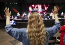 Southern Baptist delegates at national meeting overwhelmingly call for banning same-sex marriage - AP News