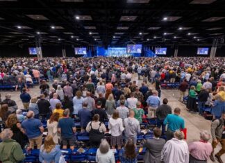 Southern Baptists overwhelmingly call for a ban on gay marriage - CNN