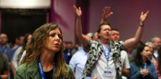 Southern Baptists vote to endorse a ban on gay marriage - Politico