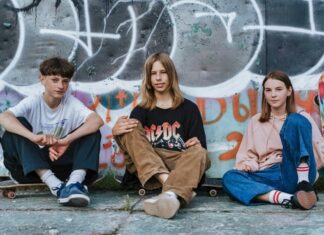 TikTok Trends Linked to Rise in Homophobic Language Among Young Children – YOUR EX TikTok Trends Linked to Rise in Homophobic Language Among Young Children - YOUR EX