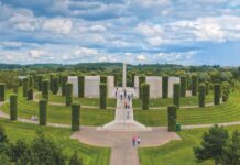 Veterans 'moved' by first glimpse of LGBT memorial in Holkham - BBC