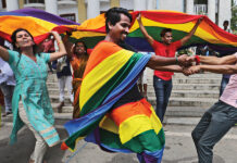 Being LGBTQ+ In India, Fashion Can Be A Glamorous Way To Save Your Life - Worldcrunch