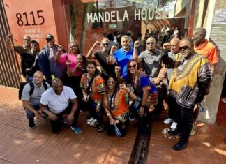 Black and Gay Travel founder Michael Henderson on building comfort – Travel Weekly Black and Gay Travel founder Michael Henderson on building comfort - Travel Weekly