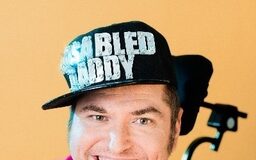 Gay guys share the reasons why theyâve asked hookups to leave – Queerty Gay guys share the reasons why theyâve asked hookups to leave - Queerty