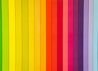 ‘Hand cranked and twisted’ LGBT Pride sausage divides the internet – with hilarious results – PinkNews ‘Hand cranked and twisted’ LGBT Pride sausage divides the internet – with hilarious results - PinkNews