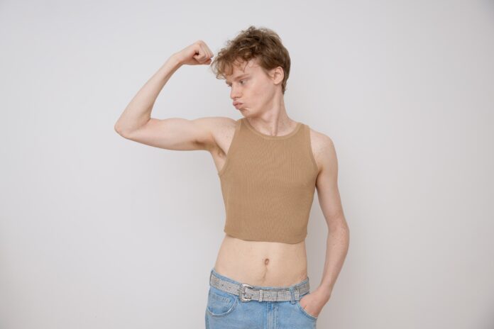 New York Times did a trend piece on men wearing crop tops and now the gays want credit! - Queerty