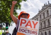 NHS doctors' strike: Health secretary and BMA to meet next week - BBC