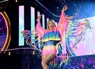 Pride Month fashion and beauty collaborations that support LGBTQ causes – Good Morning America Pride Month fashion and beauty collaborations that support LGBTQ causes - Good Morning America