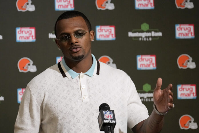 U.S. Olympic and Paralympic officials bar transgender women from Olympic women's sports - NPR