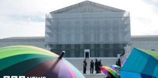 US Supreme Court allows parents to opt out of lessons with LGBT books - BBC