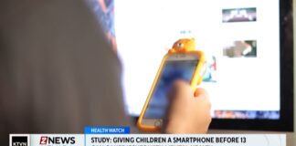 Video Study suggests early smartphone use can cause mental health challenges later in life - ABC News