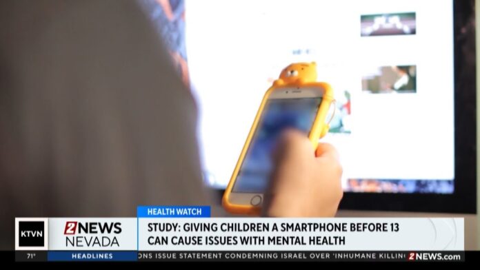 Video Study suggests early smartphone use can cause mental health challenges later in life - ABC News