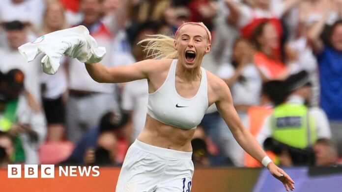 Women's sport: Why we need to talk about periods, breasts and injuries - BBC