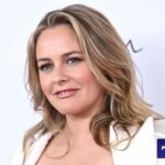 Alicia Silverstone says she went vegan for the animals, but the ‘miracle’ was what it did for her health – Business Insider