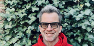 Columnist and humorist Jason Gay to deliver spring commencement address for his beloved alma mater (and to spite Michigan, probably) - UW–Madison News