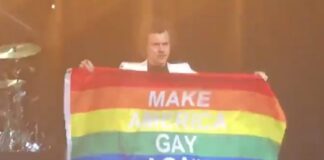 Harry Styles waves ‘Make America Gay Again’ flag at concert - Washington Blade