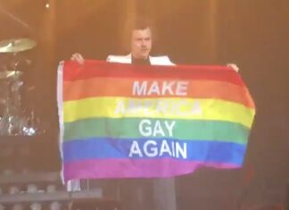 Harry Styles waves ‘Make America Gay Again’ flag at concert - Washington Blade