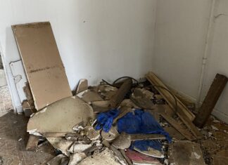 Manhattan judge orders release of gay Jamaican asylum-seeker detained by ICE - Gothamist