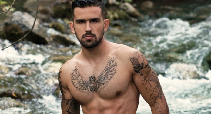 Model Matt Waters leaves nothing to the imagination in new Garçon Model shoot – WATCH - attitude.co.uk