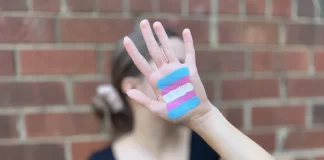 Remembering Oleens, the gay bar that fought Charlotte's AIDS crisis - wfae.org