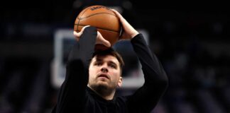 Report: First Lakers-Mavs game to come in late November - Yahoo Sports