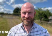 Shropshire man says being gay he felt an imposter in farming - BBC