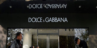 8 of the richest LGBT billionaires in 2024: net worths, ranked – from Apple to Dolce & Gabbana – South China Morning Post 8 of the richest LGBT billionaires in 2024: net worths, ranked – from Apple to Dolce & Gabbana - South China Morning Post