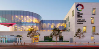 At the L.A. LGBT Center, the ‘Queerceañera’ rewrites a cultural tradition - Los Angeles Times