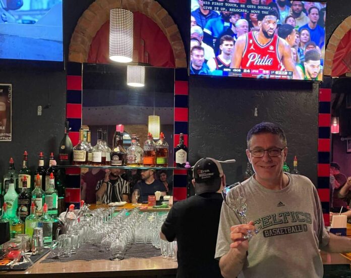 Boston gay sports bar — ‘home away from home’ for ex-MLB ump and a community — on the ropes - The New York Times