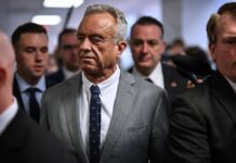 Fellow Kennedys call on RFK Jr. to resign as health secretary – Politico Fellow Kennedys call on RFK Jr. to resign as health secretary - Politico