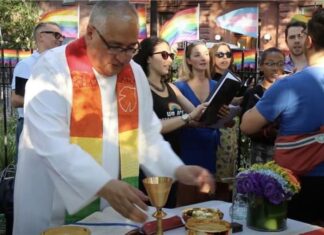 Italian bishop celebrates Mass for LGBT pilgrimage in Rome’s Church of the Gesù - The Catholic Thing