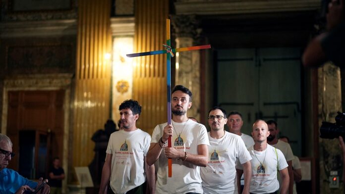 LGBTQ Catholics march through St. Peter’s Basilica in Jubilee rite as Vatican calendar entry stirs controversy - Fox News