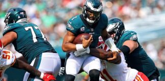 Most Americans expect a neutral or positive response to a man in U.S. pro sports coming out as gay - YouGov