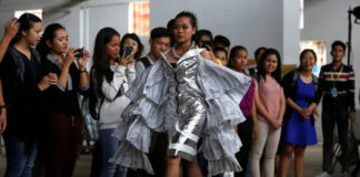 Plastic? Fantastic!: Cambodian LGBT fashion designers find beauty in trash – Yahoo News UK Plastic? Fantastic!: Cambodian LGBT fashion designers find beauty in trash - Yahoo News UK