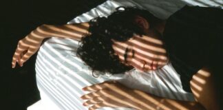 5 distinct sleep profiles linked to different health factors - Medical News Today