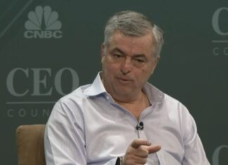 Apple wants more sports rights, change how broadcasts are done, Eddy Cue says – CNBC Apple wants more sports rights, change how broadcasts are done, Eddy Cue says - CNBC