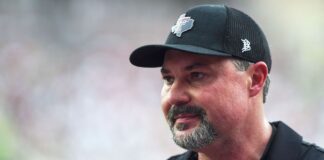 Billionaire booster, conference commishes at odds - ESPN