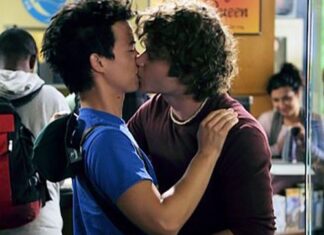 How “Degrassi” Has Told LGBTQ Stories Throughout The Years – Refinery29 How "Degrassi" Has Told LGBTQ Stories Throughout The Years - Refinery29