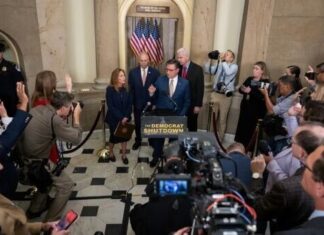 Republicans face pressure to consider Democrats' health-care demands as shutdown drags on - CNBC