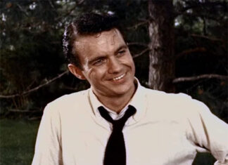 Jonathan Bailey Being Peopleâs First Openly Gay Sexiest Man Alive Goes Way Beyond His Movie-Star Looks - Variety