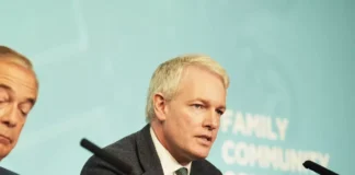 Nigel Farage's Reform blasted in powerful speech about MP's LGBT rights and Hamas rant - The Mirror