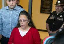 Supreme Court weighs Kim Davis’ appeal to overturn decision legalizing same-sex marriage - New York Post