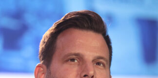 The Netherlands' new Prime Minister is hot, gay & has a sexy Olympian boyfriend - Yahoo